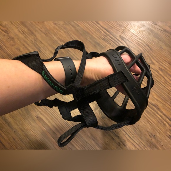 Baskerville dog muzzle - Picture 3 of 4